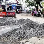Road renovation in Chavakkad city stopped halfway Malayaliexpress